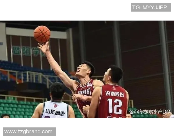 2015年CBA季后赛广东队与山东队激战回顾与精彩瞬间分析 2015年CBA季后赛广东队与山东队激战回顾与精彩瞬间分析