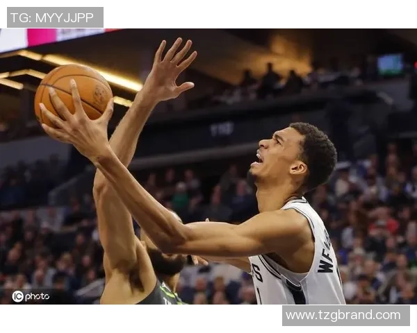 304马刺与森林狼激战回顾双方精彩瞬间与赛后分析全记录 304马刺与森林狼激战回顾双方精彩瞬间与赛后分析全记录