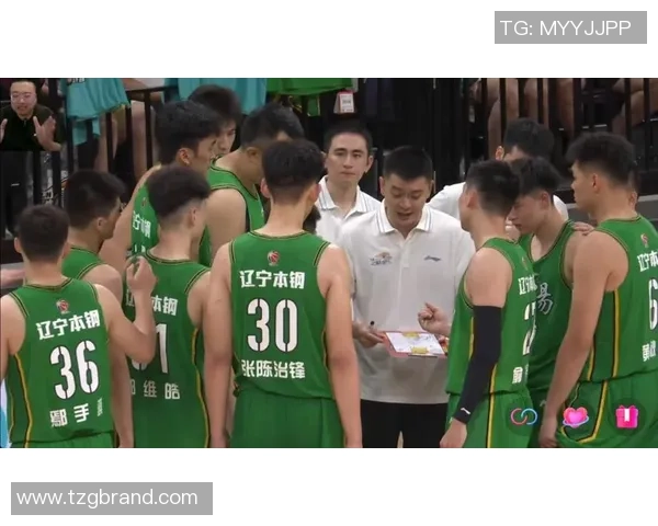 CBA激战辽宁本钢迎战青岛队争夺季后赛名额精彩对决引人关注 CBA激战辽宁本钢迎战青岛队争夺季后赛名额精彩对决引人关注