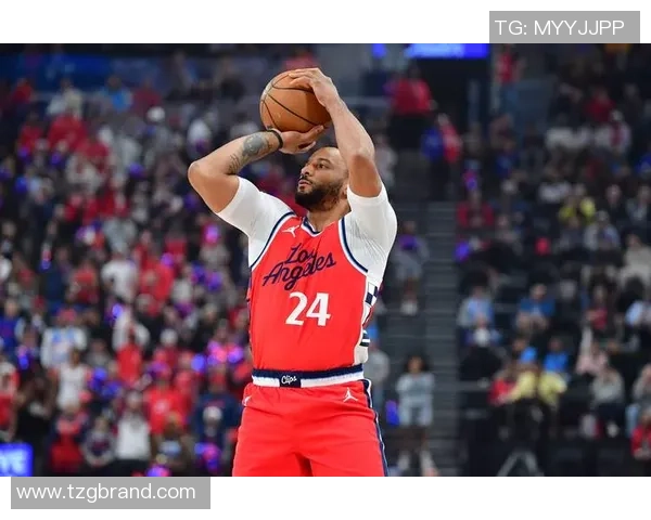 勇士与雷霆激战回顾精彩比赛录像全程分析与精彩瞬间重温 勇士与雷霆激战回顾精彩比赛录像全程分析与精彩瞬间重温